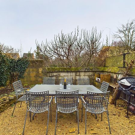 Cosy Cottage In Moreton-In-Marsh Екстериор снимка