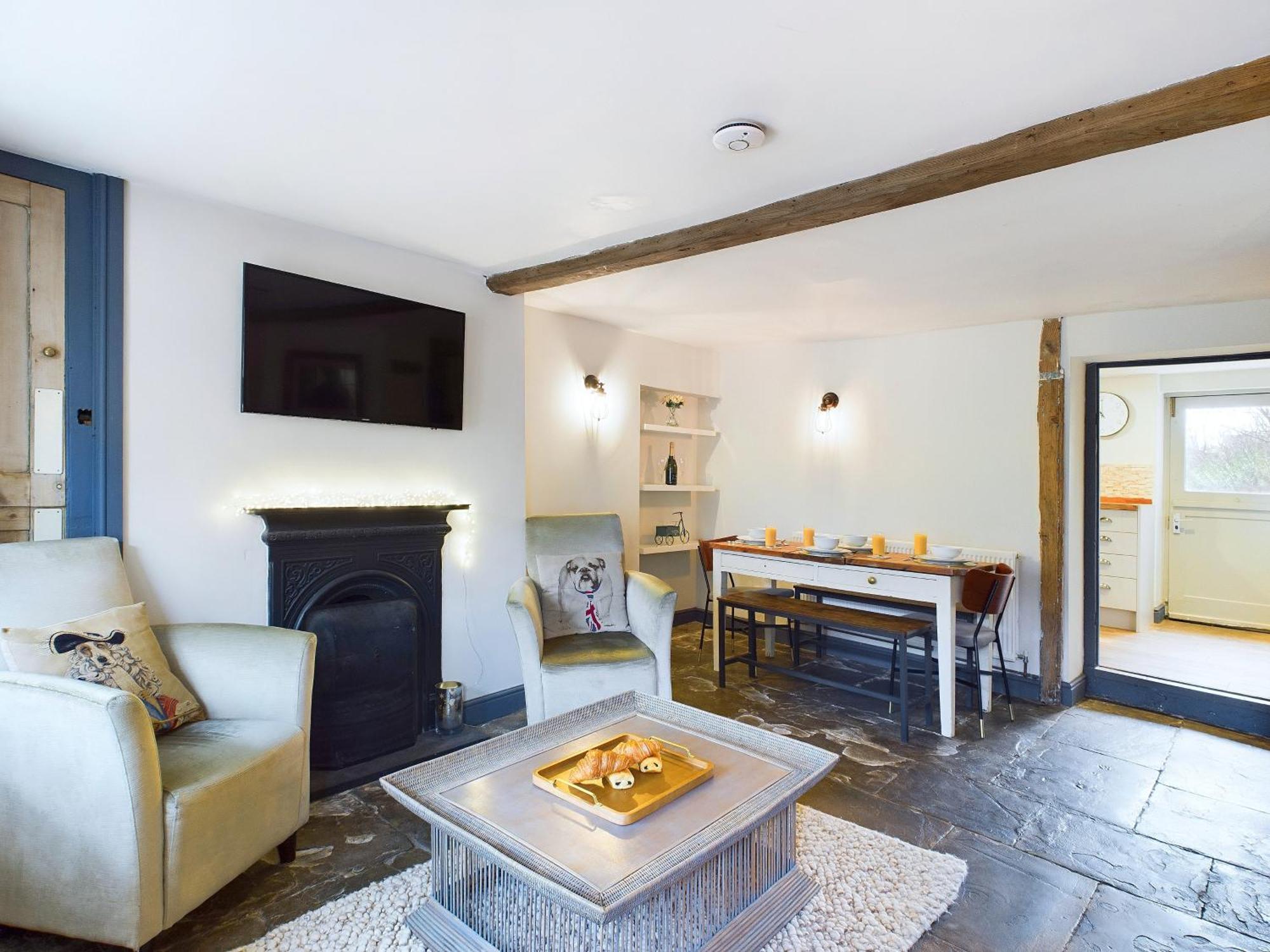 Cosy Cottage In Moreton-In-Marsh Екстериор снимка